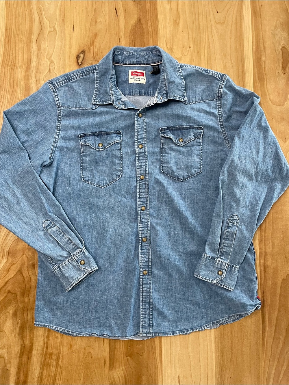 Wrangler Men’s Chambray Western Pearl Snap Work Shirt Mens XL Light Wash Denim
